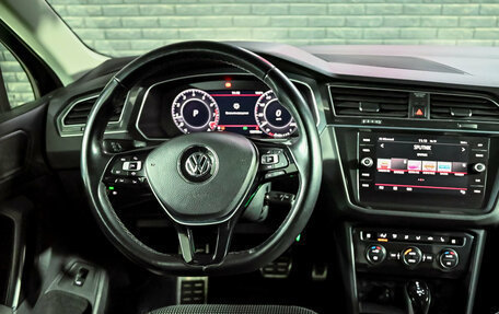 Volkswagen Tiguan II, 2018 год, 2 550 000 рублей, 17 фотография