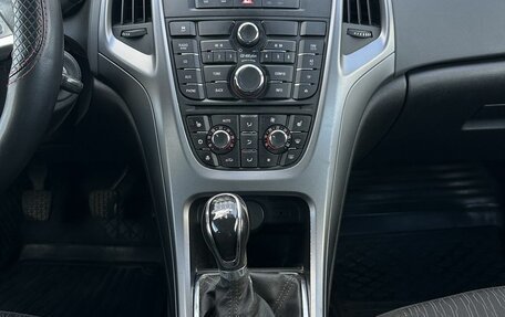 Opel Astra J, 2014 год, 850 000 рублей, 11 фотография
