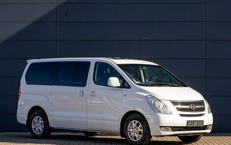 Hyundai Grand Starex Grand Starex I рестайлинг 2, 2010 год, 1 895 000 рублей, 7 фотография