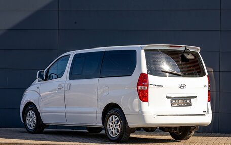 Hyundai Grand Starex Grand Starex I рестайлинг 2, 2010 год, 1 895 000 рублей, 8 фотография