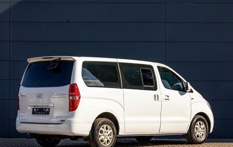 Hyundai Grand Starex Grand Starex I рестайлинг 2, 2010 год, 1 895 000 рублей, 6 фотография