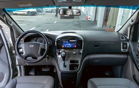 Hyundai Grand Starex Grand Starex I рестайлинг 2, 2010 год, 1 895 000 рублей, 20 фотография