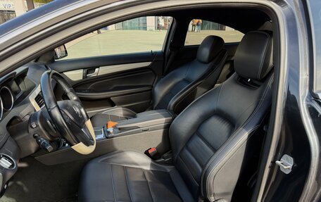 Mercedes-Benz C-Класс, 2011 год, 1 200 000 рублей, 7 фотография