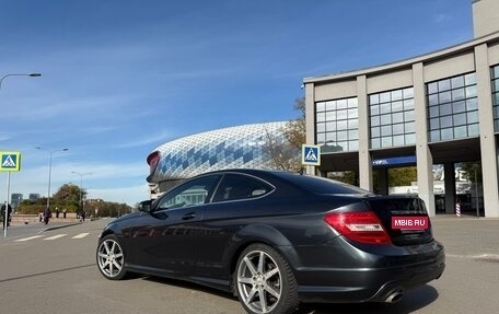 Mercedes-Benz C-Класс, 2011 год, 1 200 000 рублей, 5 фотография