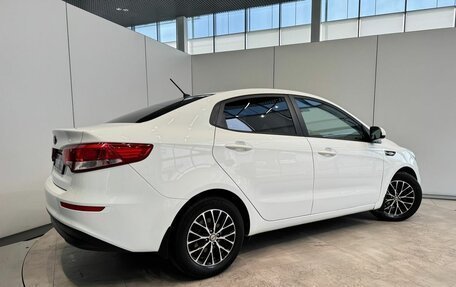 KIA Rio III рестайлинг, 2015 год, 1 075 000 рублей, 5 фотография
