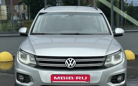 Volkswagen Tiguan I, 2011 год, 959 000 рублей, 2 фотография