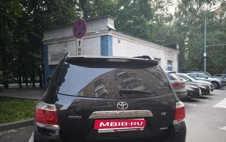 Toyota Highlander III, 2011 год, 1 650 000 рублей, 8 фотография