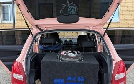 Skoda Fabia II, 2012 год, 650 000 рублей, 3 фотография