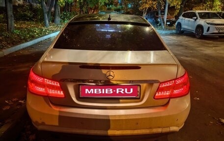 Mercedes-Benz E-Класс, 2011 год, 1 250 000 рублей, 1 фотография