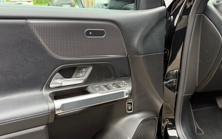 Mercedes-Benz GLB, 2020 год, 4 150 000 рублей, 17 фотография