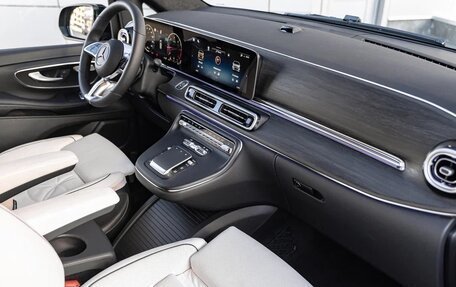Mercedes-Benz V-Класс, 2026 год, 37 490 000 рублей, 17 фотография