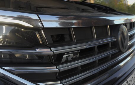 Volkswagen Touareg III, 2018 год, 4 750 000 рублей, 17 фотография