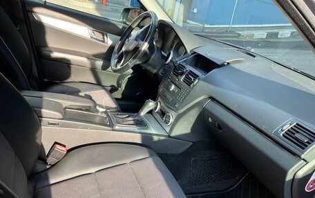 Mercedes-Benz C-Класс, 2008 год, 1 300 000 рублей, 5 фотография