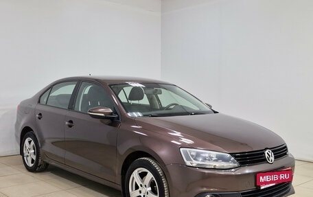 Volkswagen Jetta VI, 2014 год, 1 210 000 рублей, 6 фотография