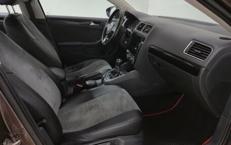 Volkswagen Jetta VI, 2014 год, 1 210 000 рублей, 16 фотография