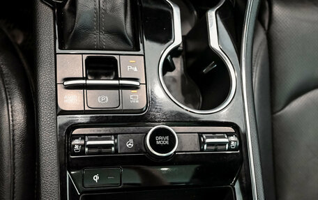 KIA K5, 2021 год, 2 420 000 рублей, 21 фотография