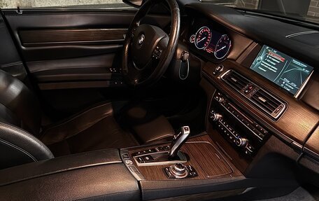 BMW 7 серия, 2013 год, 2 000 000 рублей, 7 фотография