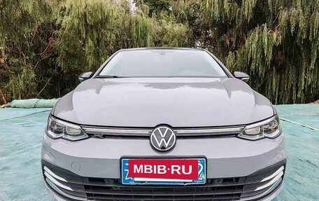 Volkswagen Golf VIII, 2023 год, 1 520 777 рублей, 2 фотография