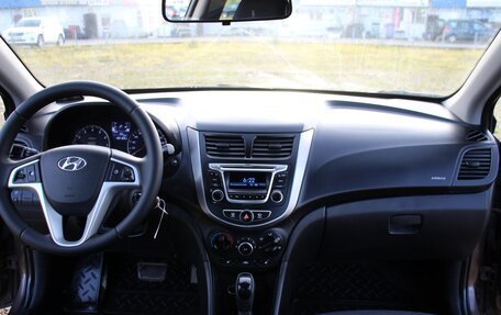 Hyundai Solaris II рестайлинг, 2014 год, 949 000 рублей, 13 фотография