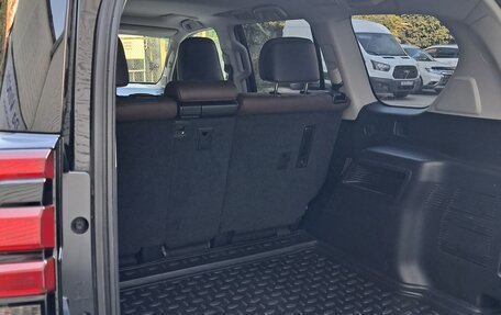 Toyota Land Cruiser Prado 150 рестайлинг 2, 2018 год, 6 650 000 рублей, 17 фотография