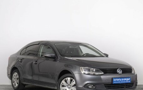 Volkswagen Jetta VI, 2013 год, 939 000 рублей, 2 фотография