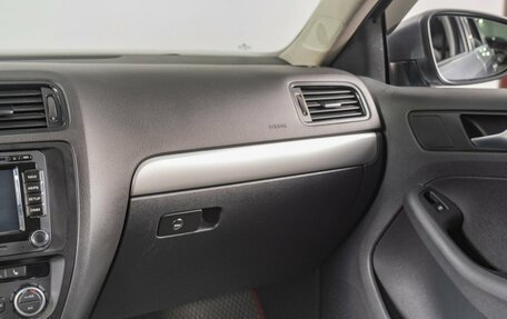 Volkswagen Jetta VI, 2013 год, 939 000 рублей, 12 фотография
