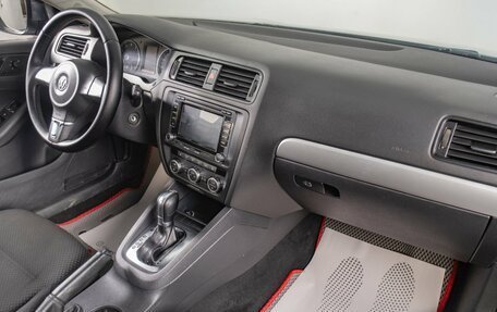 Volkswagen Jetta VI, 2013 год, 939 000 рублей, 16 фотография
