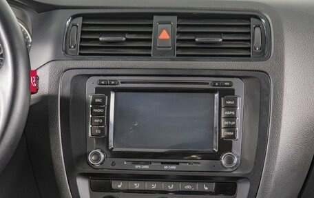 Volkswagen Jetta VI, 2013 год, 939 000 рублей, 14 фотография