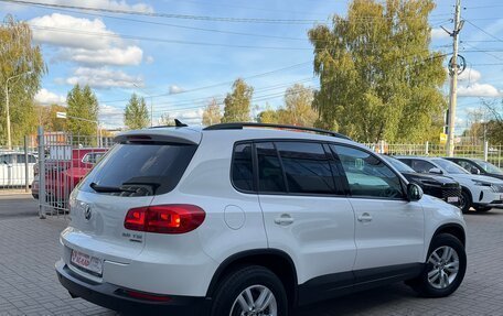 Volkswagen Tiguan I, 2011 год, 1 080 000 рублей, 4 фотография