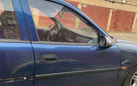 Opel Vectra B рестайлинг, 1998 год, 130 000 рублей, 10 фотография