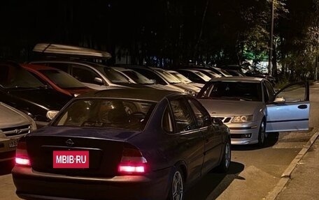 Opel Vectra B рестайлинг, 1998 год, 130 000 рублей, 22 фотография