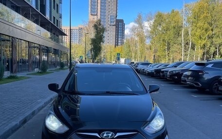Hyundai Solaris II рестайлинг, 2014 год, 650 000 рублей, 2 фотография