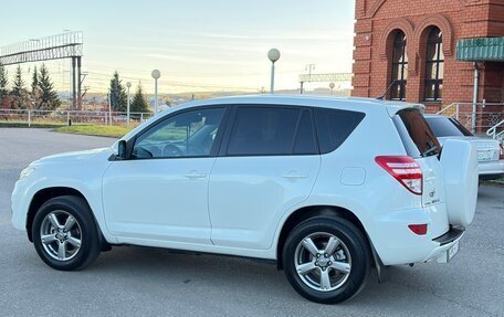 Toyota RAV4, 2011 год, 1 650 000 рублей, 8 фотография