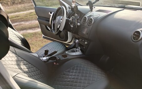Nissan Qashqai, 2010 год, 1 000 000 рублей, 2 фотография