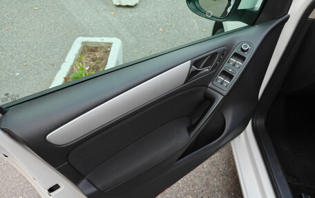 Volkswagen Golf VI, 2012 год, 1 049 000 рублей, 24 фотография