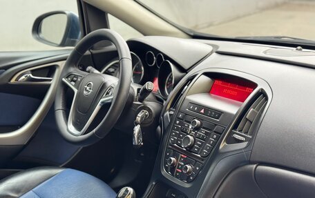 Opel Astra J, 2010 год, 649 999 рублей, 16 фотография