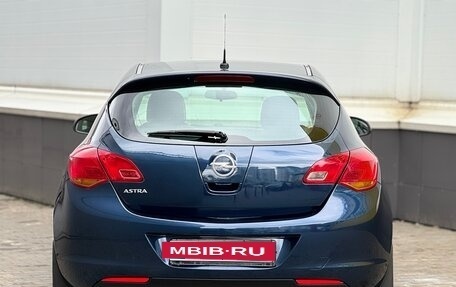 Opel Astra J, 2010 год, 649 999 рублей, 9 фотография