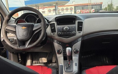 Chevrolet Cruze II, 2011 год, 650 000 рублей, 4 фотография