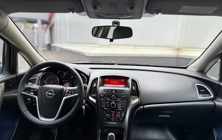 Opel Astra J, 2010 год, 649 999 рублей, 17 фотография