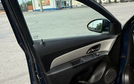 Chevrolet Cruze II, 2011 год, 650 000 рублей, 7 фотография