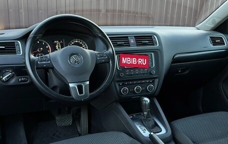 Volkswagen Jetta VI, 2014 год, 899 777 рублей, 9 фотография