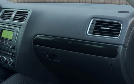Volkswagen Jetta VI, 2014 год, 899 777 рублей, 21 фотография