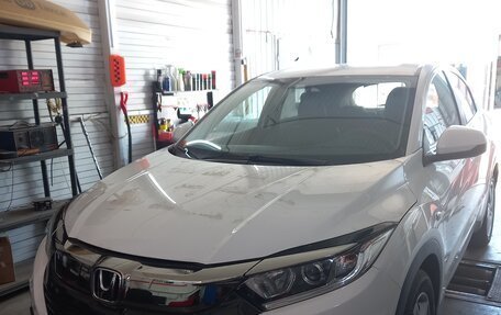 Honda Vezel, 2021 год, 2 200 000 рублей, 1 фотография
