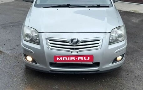 Toyota Avensis III рестайлинг, 2008 год, 750 000 рублей, 2 фотография