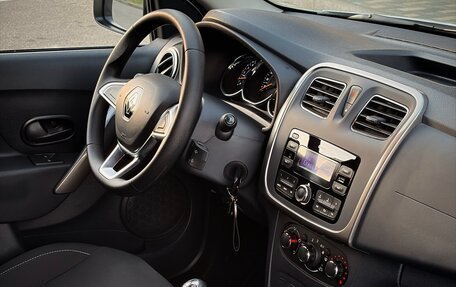 Renault Logan II, 2019 год, 1 250 000 рублей, 9 фотография