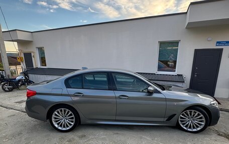 BMW 5 серия, 2019 год, 3 577 000 рублей, 2 фотография