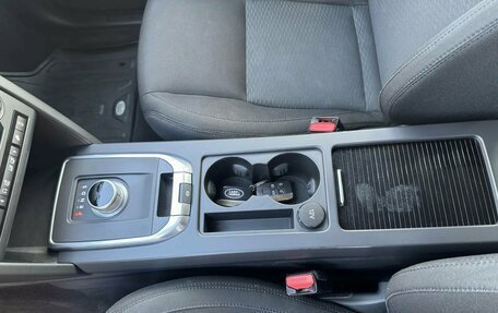 Land Rover Discovery Sport I рестайлинг, 2015 год, 1 800 000 рублей, 12 фотография