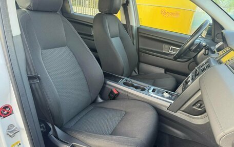 Land Rover Discovery Sport I рестайлинг, 2015 год, 1 800 000 рублей, 17 фотография