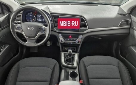 Hyundai Elantra VI рестайлинг, 2016 год, 1 370 000 рублей, 13 фотография