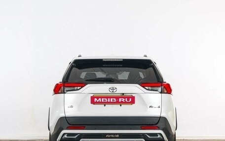 Toyota RAV4, 2021 год, 3 119 000 рублей, 6 фотография